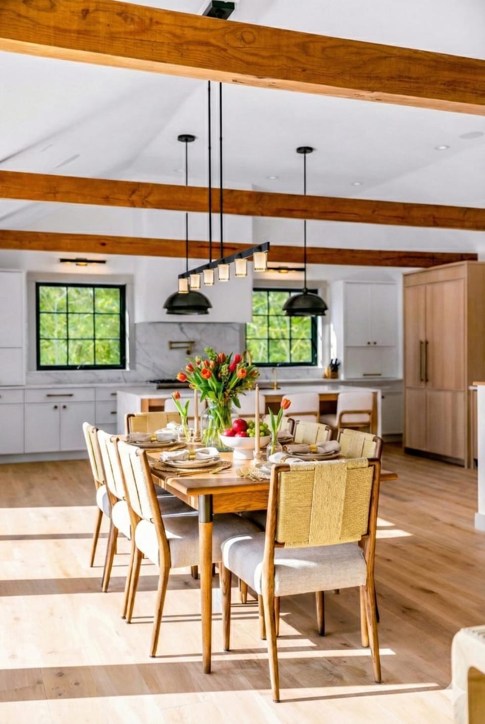 Kitchen or kitchenette, Dining area, Garden view
