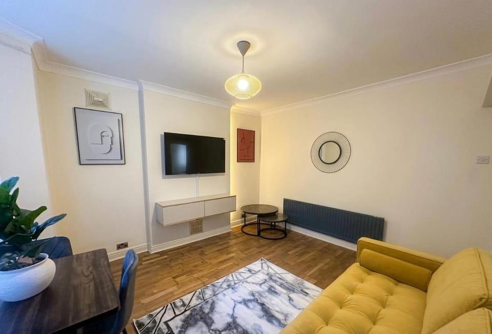 Heathfield Garden Retreat Apartment in Croydon