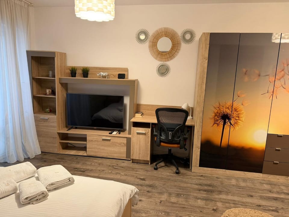 Cherie - Iulius Walk Center Apartment in Romania