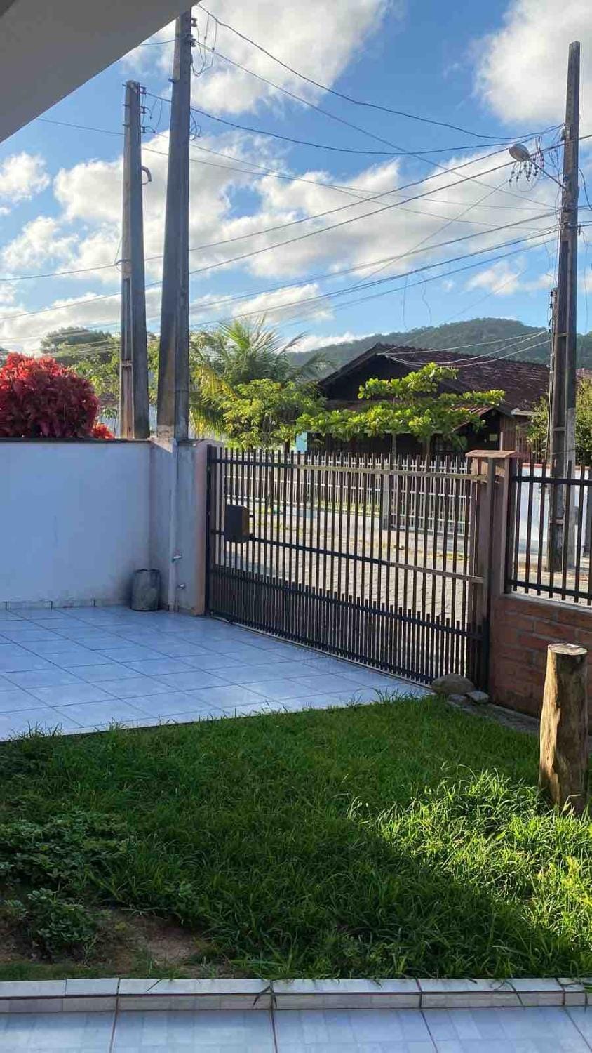 Casa Ubatuba 3 Quartos Verão PROMO Perto Mar SFS Ar Condicionado Wi-Fi House in São Francisco do Sul