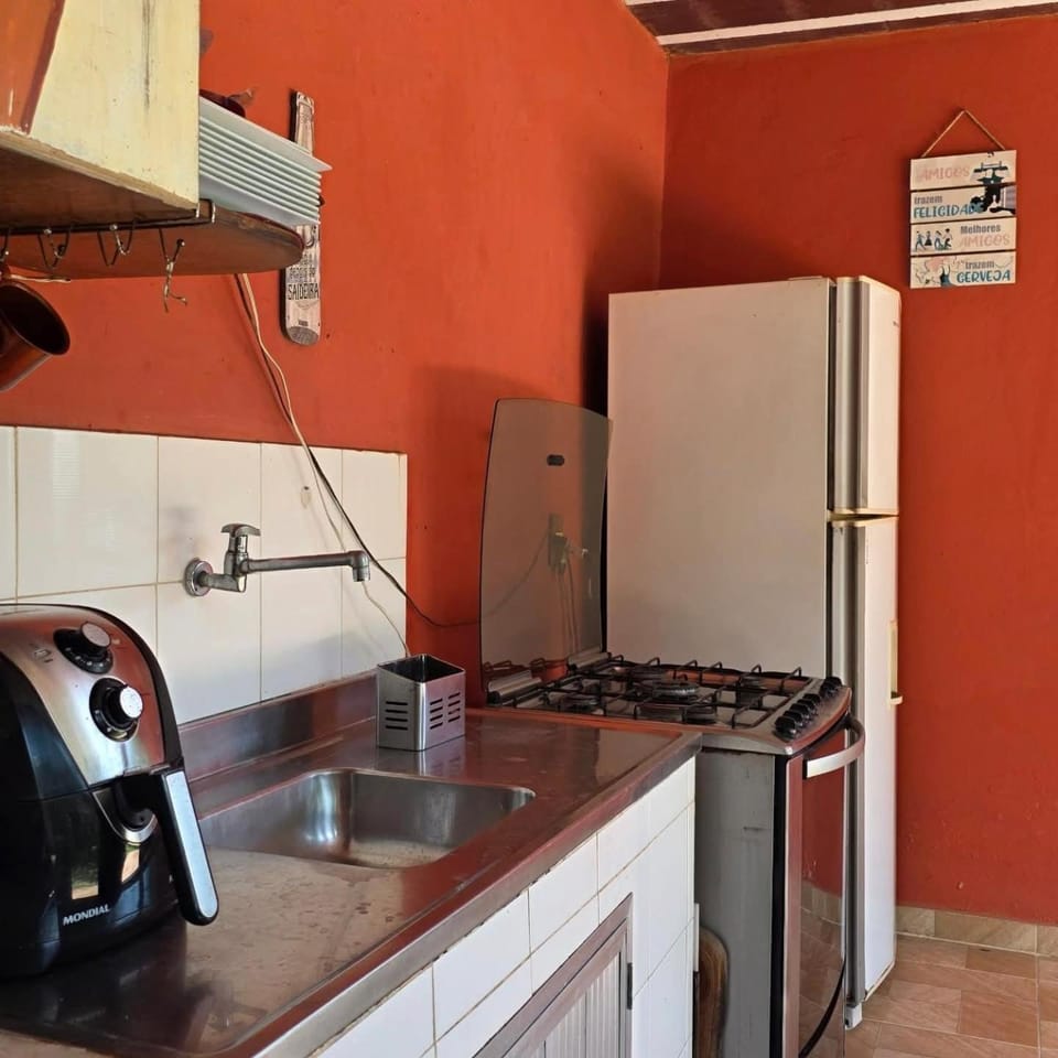 Restaurant/places to eat, Kitchen or kitchenette, stove