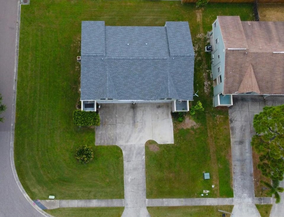 Palm Harbor Escape •Near Beaches •Boating •Parking House in Palm Harbor
