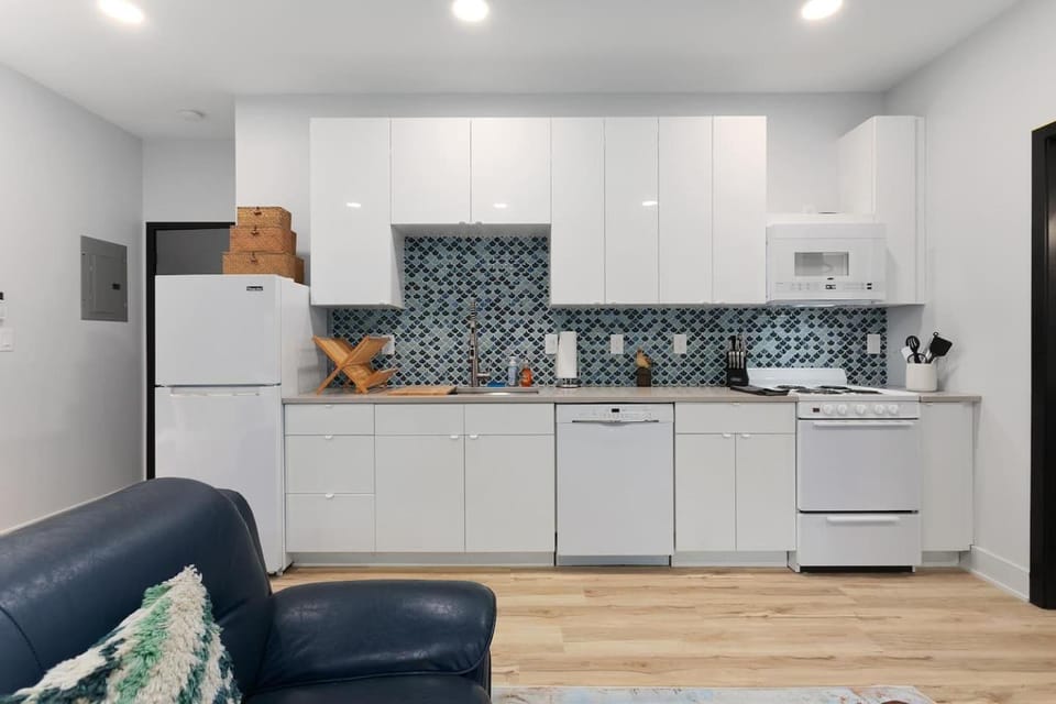 Cozy Studio in the Crossroads 69 Apartment in Kansas City
