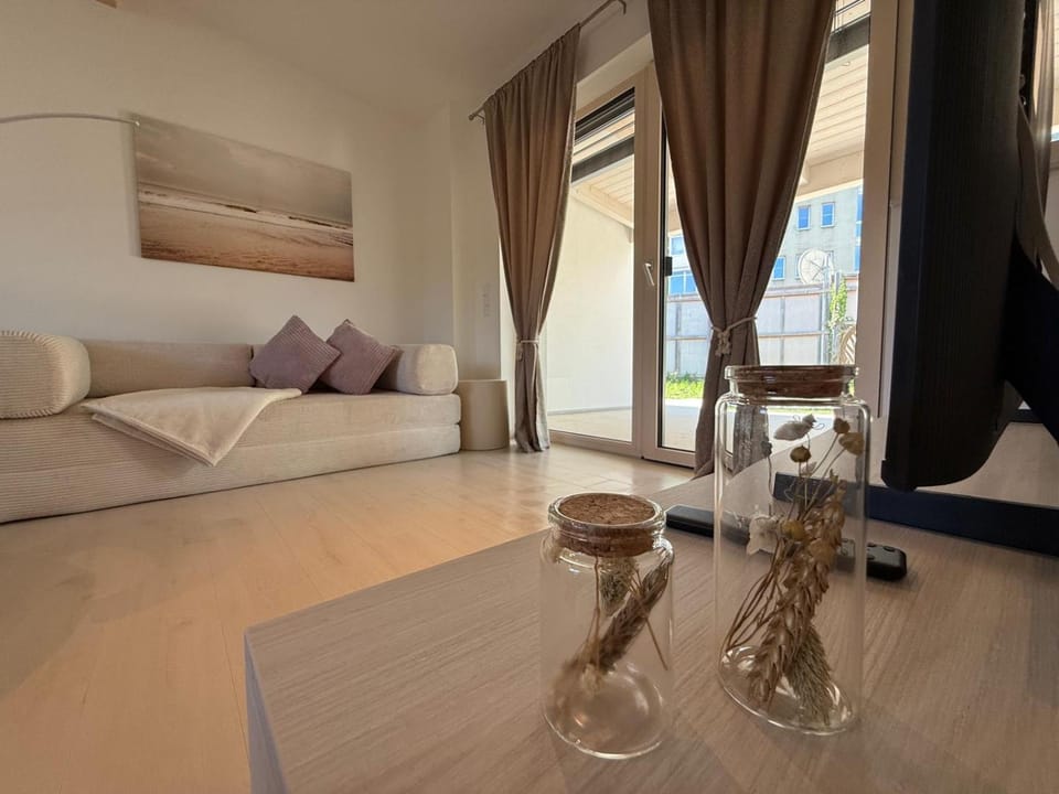 Donau Vibes Luxury Family near City and Highway Apartment in Linz