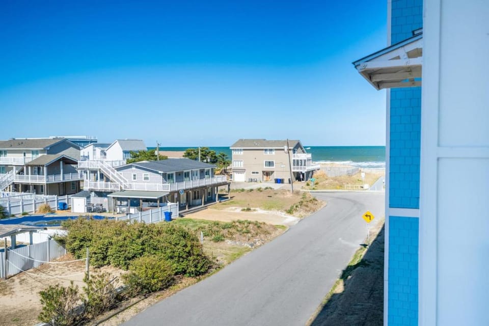 Luxe Bayfront Retreat Wraparound Porch House in Sandbridge