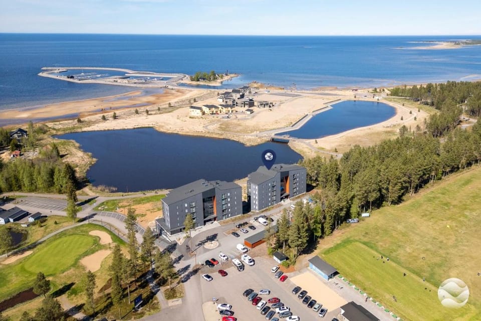 Neighbourhood, Natural landscape, Bird's eye view, Location