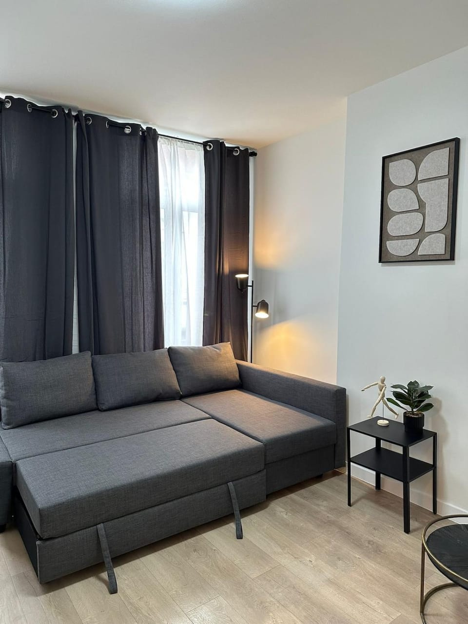Modern Apt for 4 Near City Center Apartment in Brussels