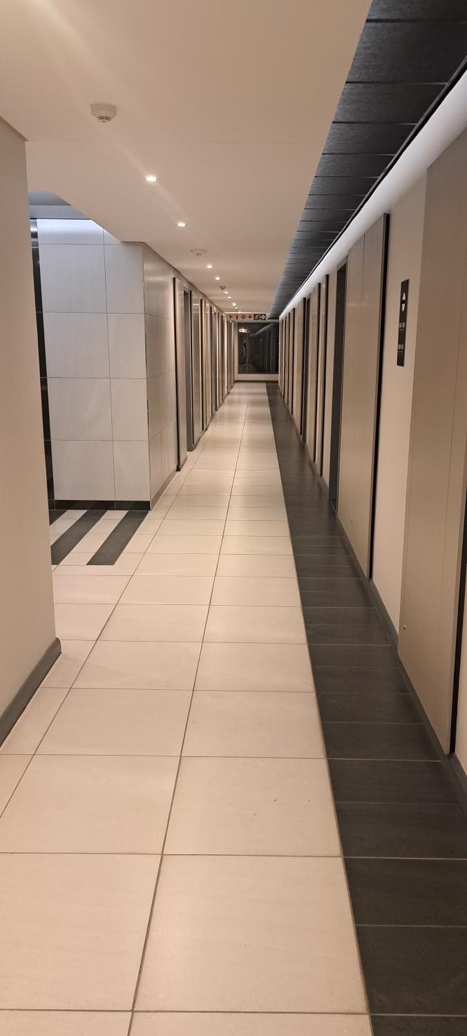 1009 The Capital Trilogy Menlyn Maine Pretoria Apartment in Pretoria