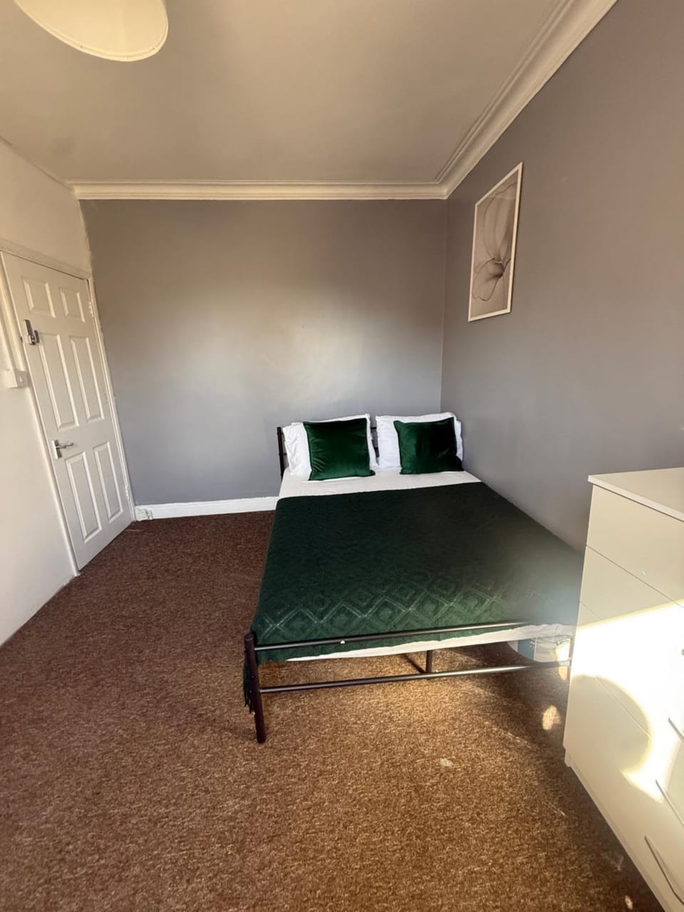 Elegant Flat in Ealing Bed and Breakfast in London Borough of Ealing