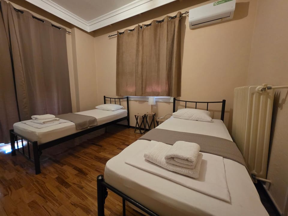 Honest & Spacious Apartment in Kavala