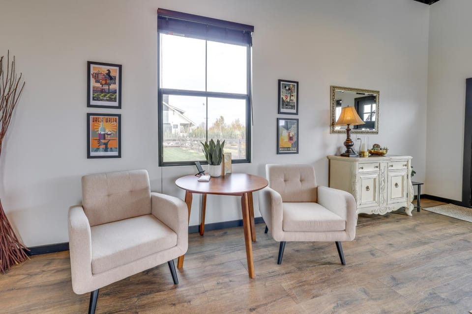 Uncork and Unwind Scenic Walla Walla Escape House in Washington