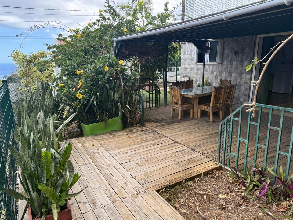 Patio, Garden, Garden, View (from property/room), Balcony/Terrace, Dining area, Garden view