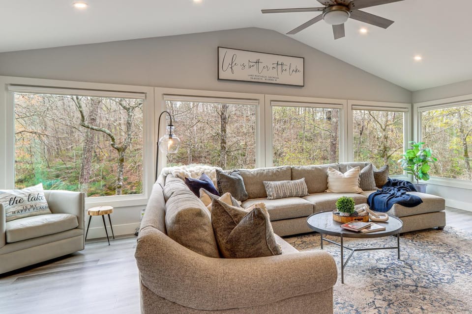 Boat Dock + Yard: Lake Lanier Gem in Gainesville House in Lake Lanier