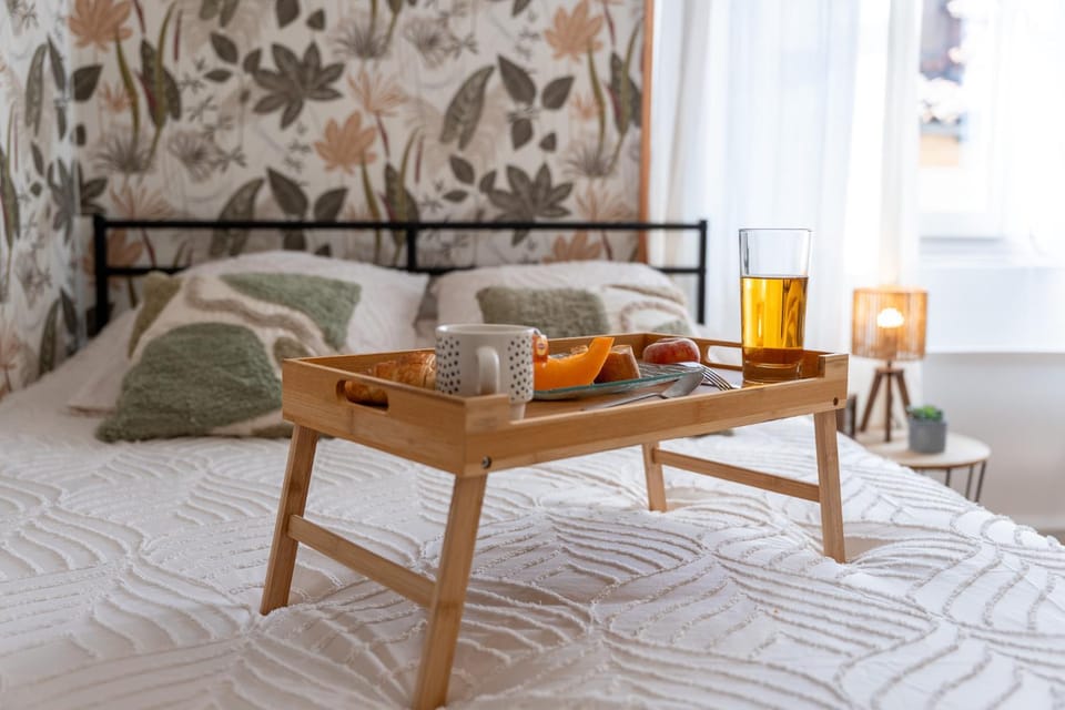Bed, Breakfast
