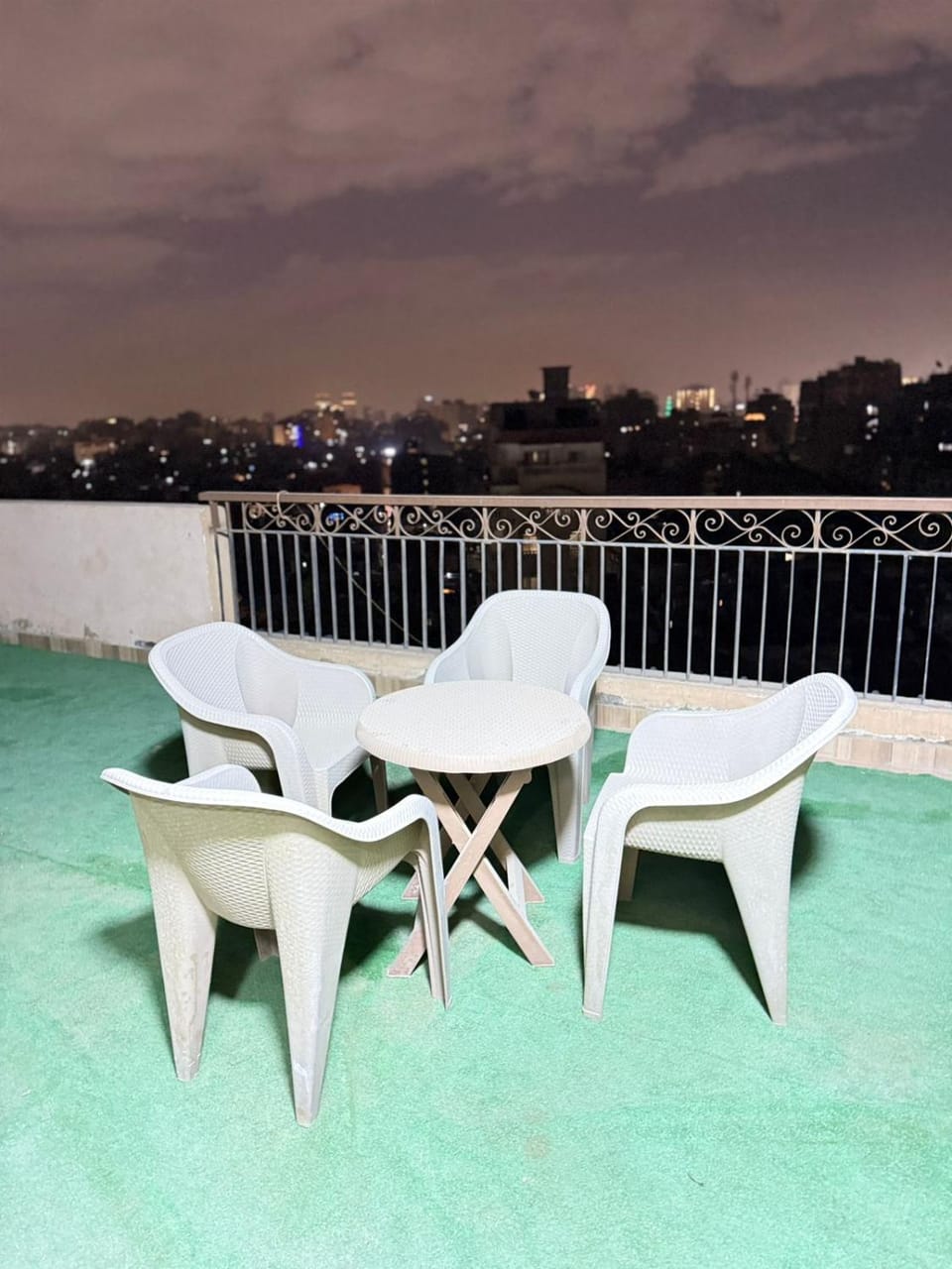 شقة رووف فندقى بالمهندسين خصوصية كاملة Apartment in Egypt