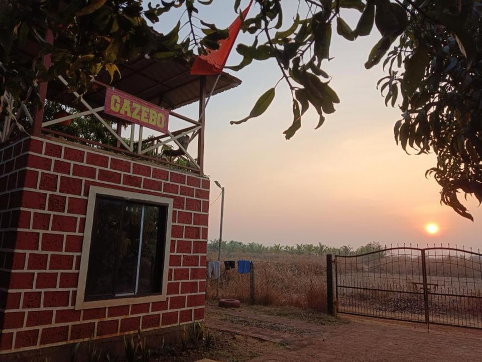 Gazeebo Holiday Home Vacation rental in Maharashtra