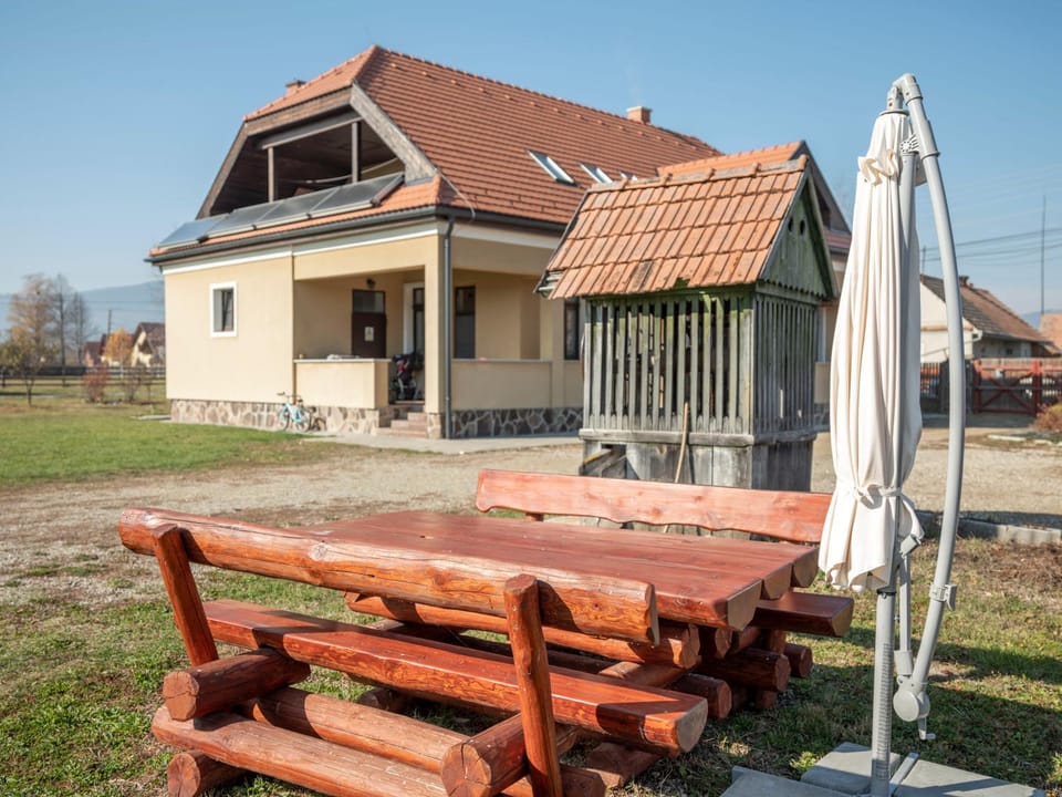 Property building, Garden