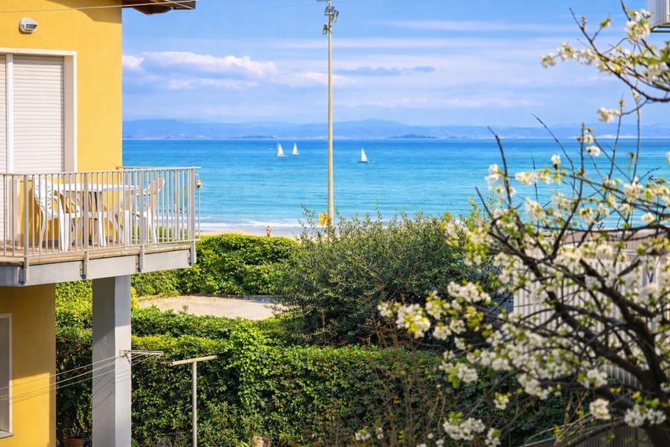 Spring, Sea view