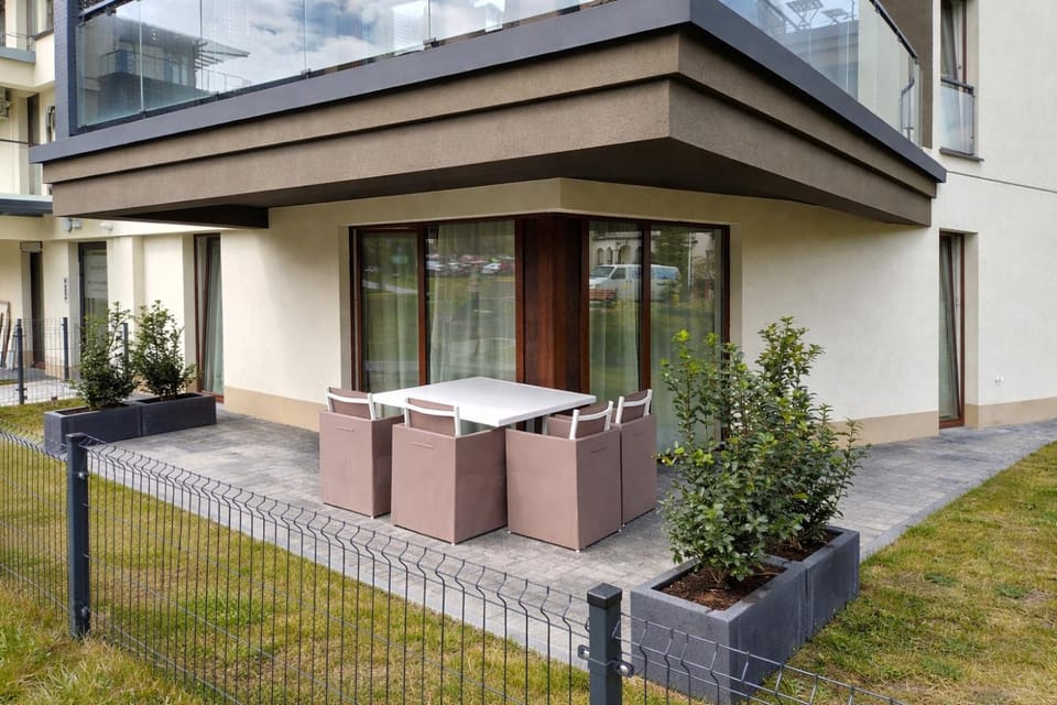Spring, Day, Garden, Balcony/Terrace, Garden view
