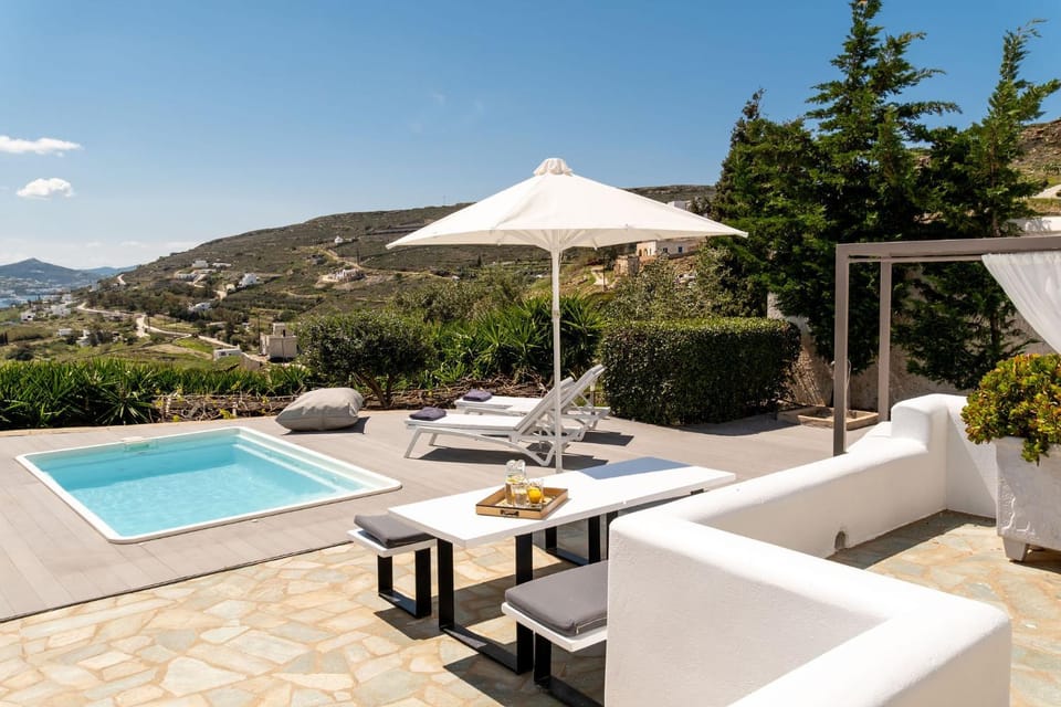Patio, Spring, Day, Natural landscape, Mountain view, Pool view, Swimming pool, sunbed