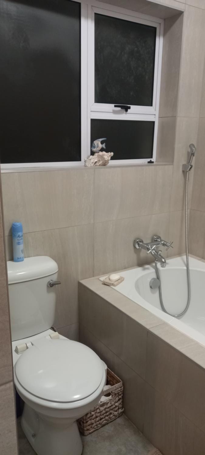 Toilet, Bathroom, Bath