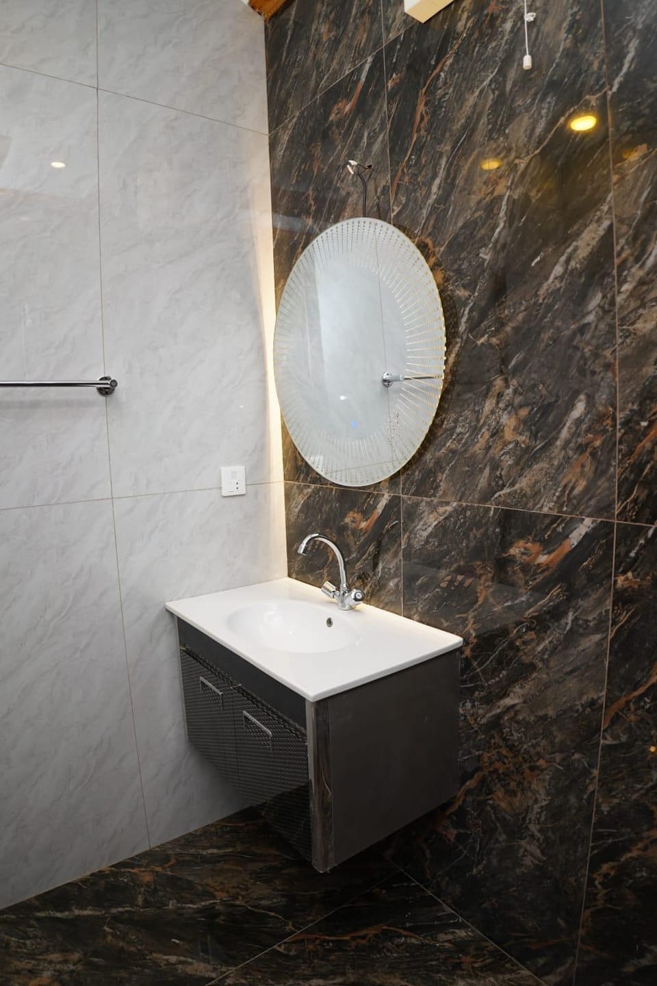 Izhaan Lodge Apartment in Islamabad