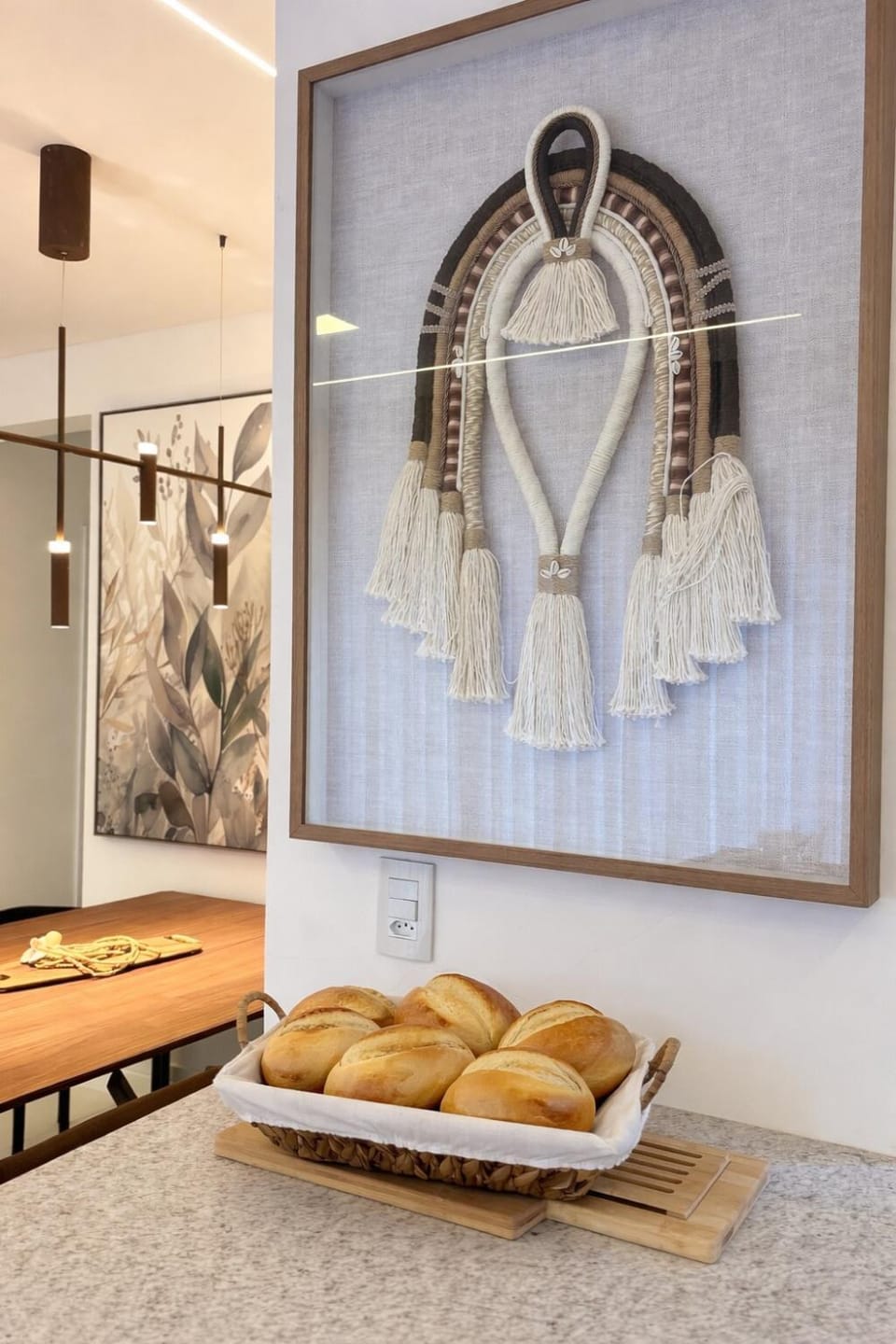 Living room, Food and drinks, Seating area