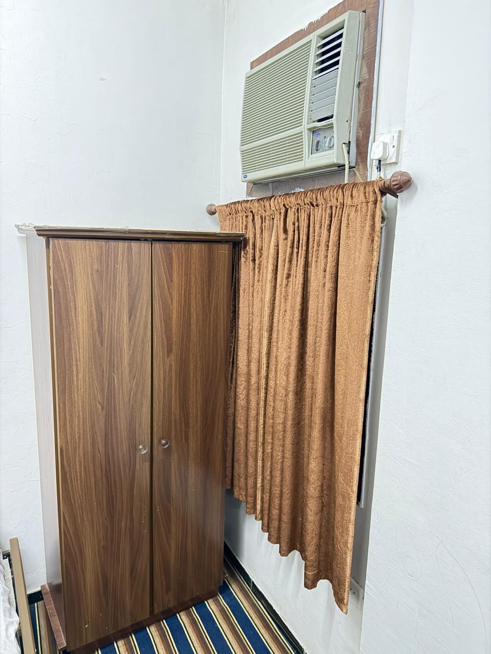 wardrobe
