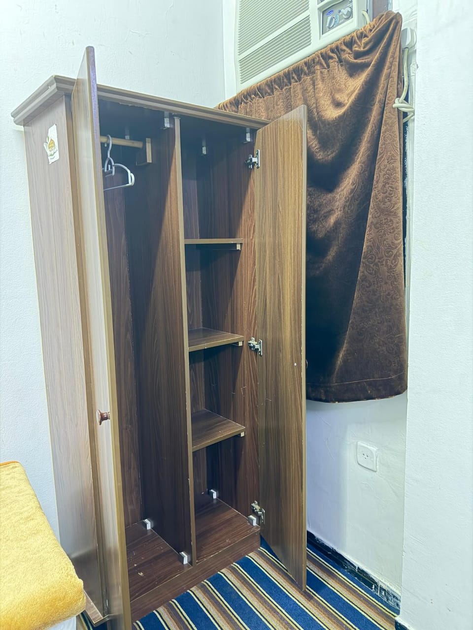 wardrobe