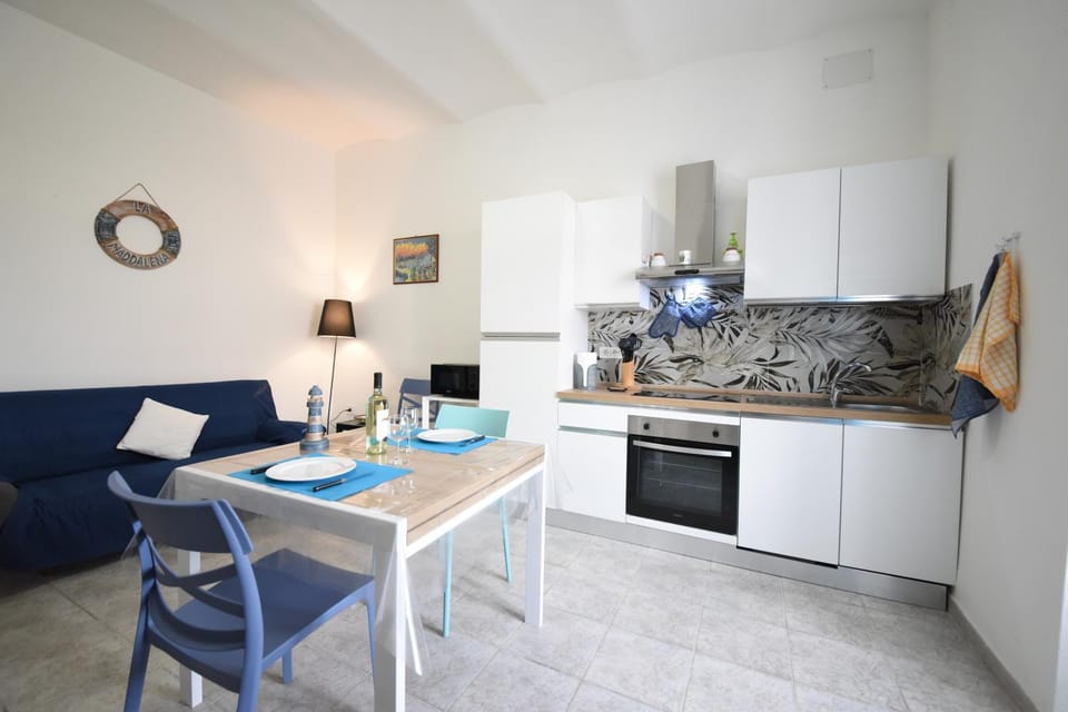 BlueVibe, La Maddalena Apartment in Italy