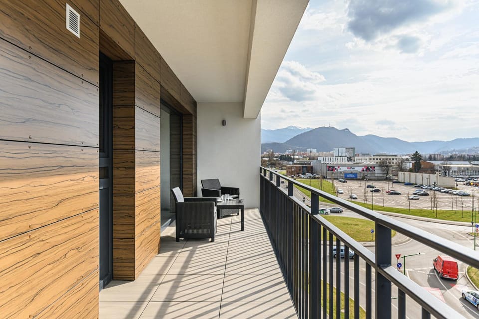 Day, View (from property/room), Balcony/Terrace, Mountain view