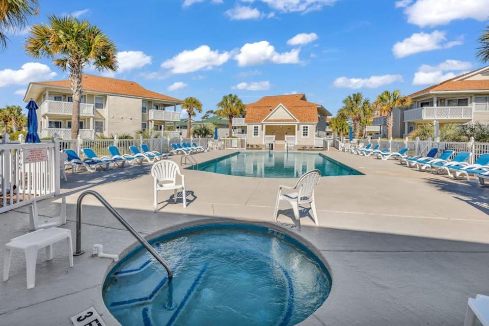 Shorehaven W-2 Apartment in North Myrtle Beach