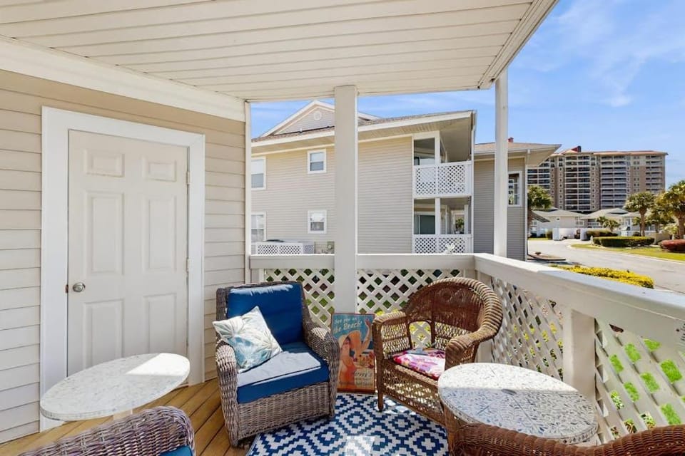 Shorehaven W-2 Apartment in North Myrtle Beach