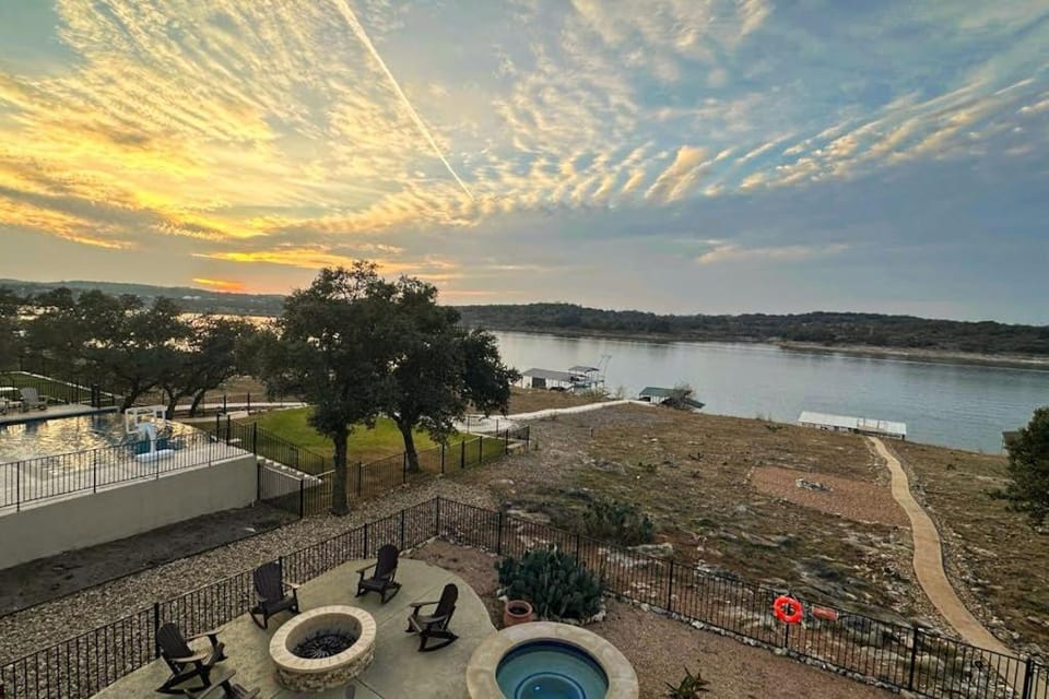 Riverfront Escape House in Lago Vista