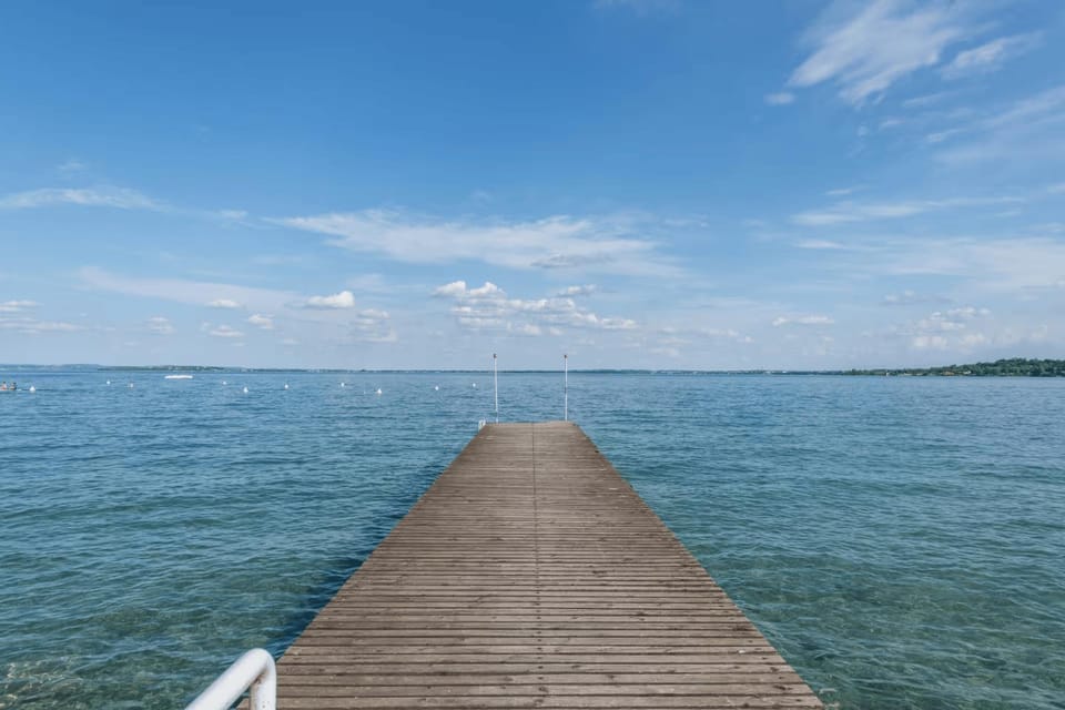 MGH- Lake Serenity Apartment Apartment in Lake Garda