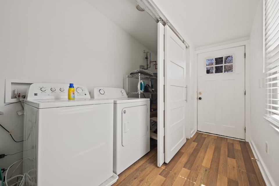storage, laundry, washing machine, dryer
