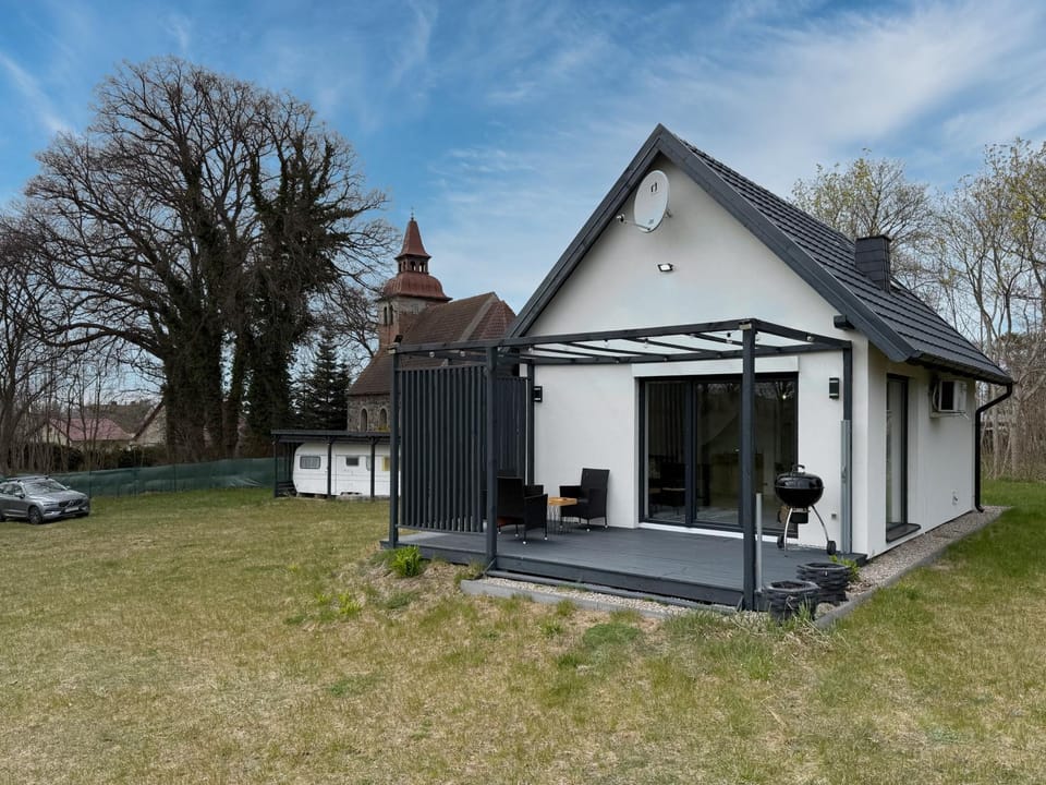 Property building, Garden view