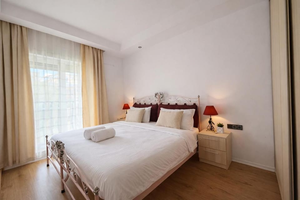 Bedroom, wardrobe