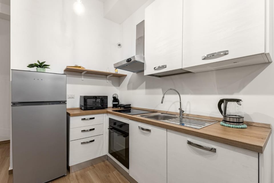 Milano Central Station 1km - Studio 29B - WiFi Apartment in Milan