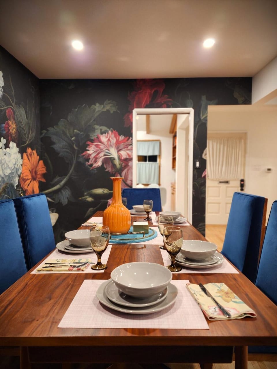 San Pedro Coastal Stay Near Beach plus Parking House in Rancho Palos Verdes