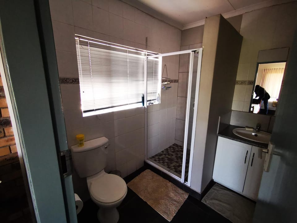 Shower, Toilet, Bathroom, Kitchen or kitchenette