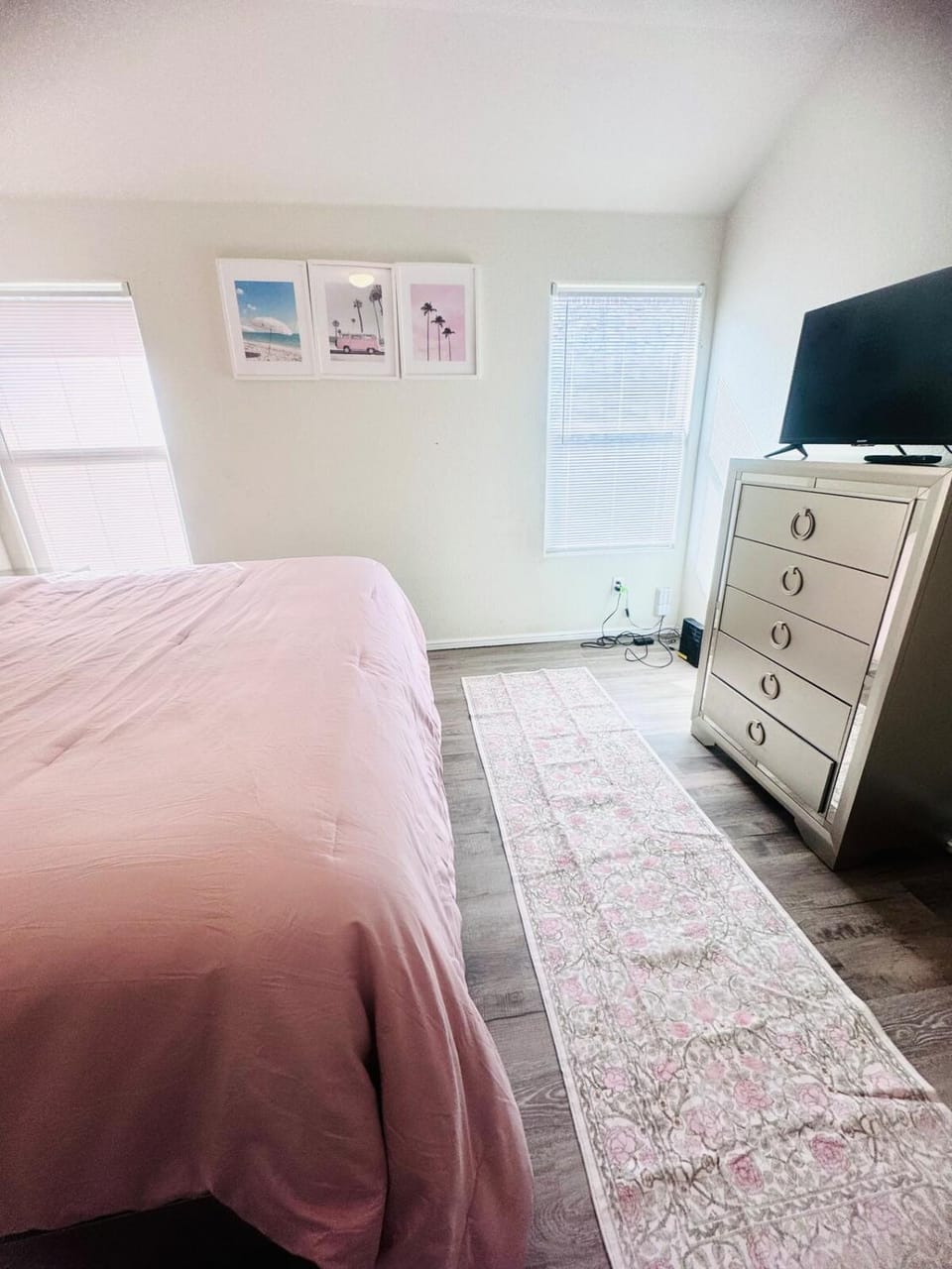 10 Min to World Cup - Modern 4BR Near DFW House in Arlington