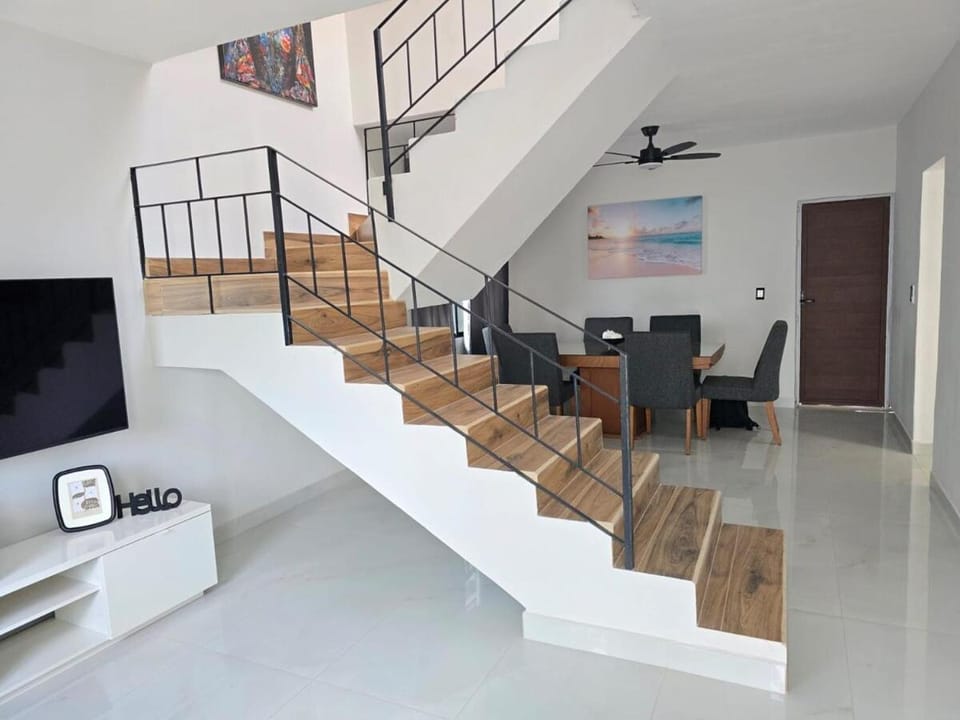 Casa amplia para grupos Remodelada y centrica House in Guadalajara