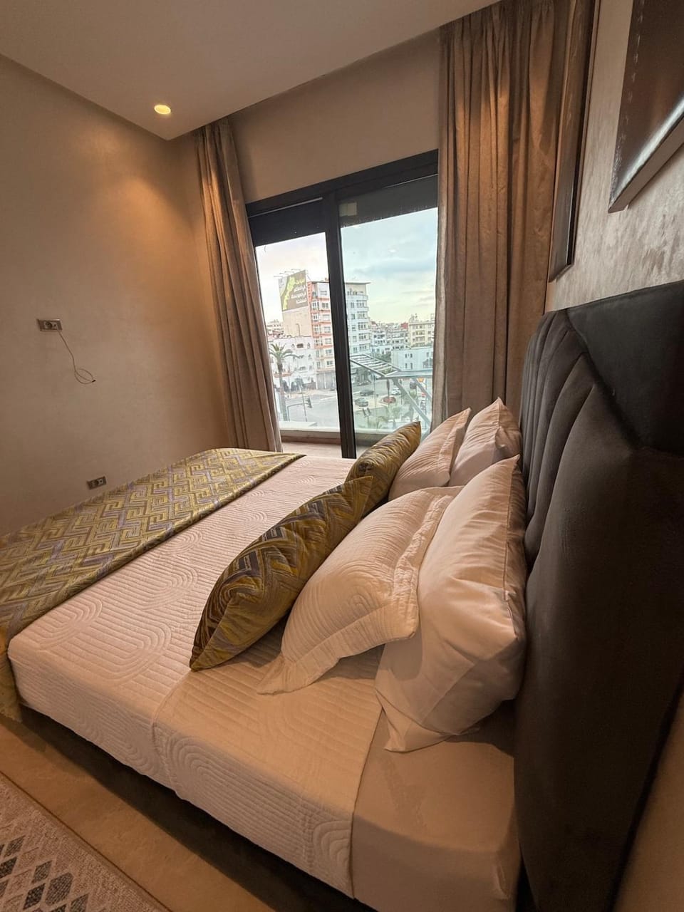 Joli et moderne studio près de la gare tgv Apartment in Casablanca