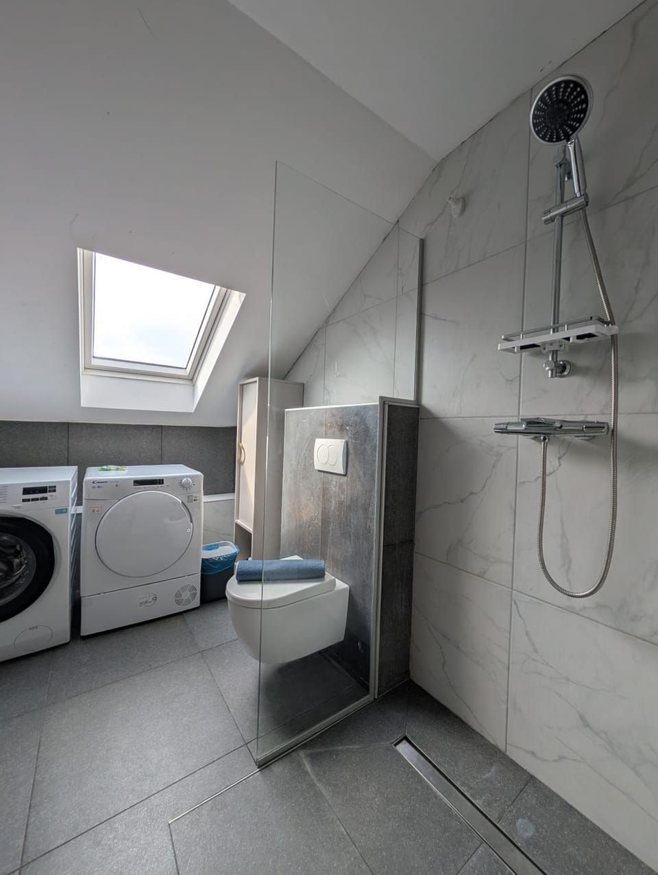 Large Condo with Terrace & Piano Apartment in City of Zagreb