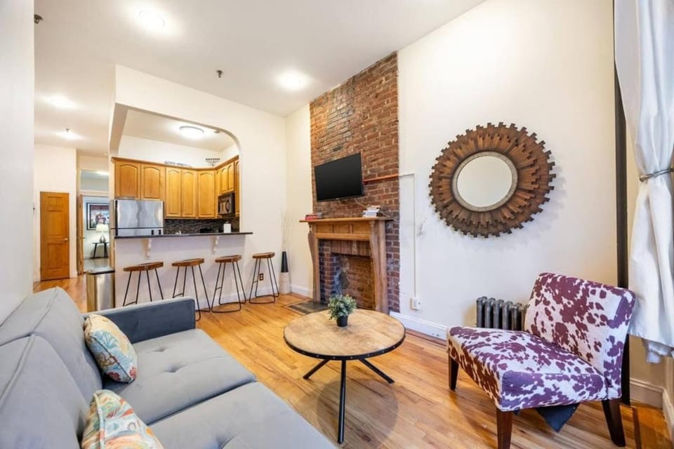 Spacious 1-bedroom retreat in Harlem Apartment in Harlem