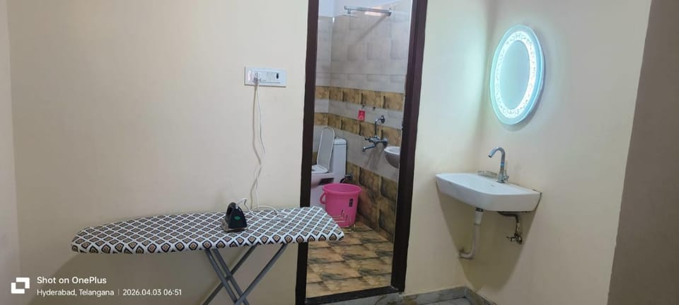 Sakez Homestays HH Apartment in Hyderabad
