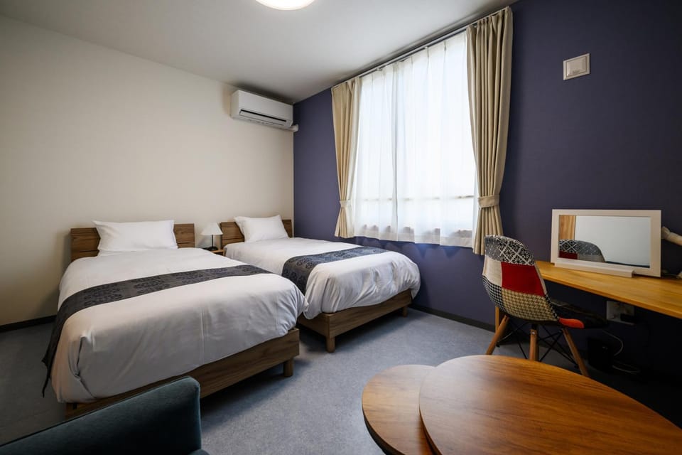 Bed, TV and multimedia, Photo of the whole room, Bedroom, air conditioner