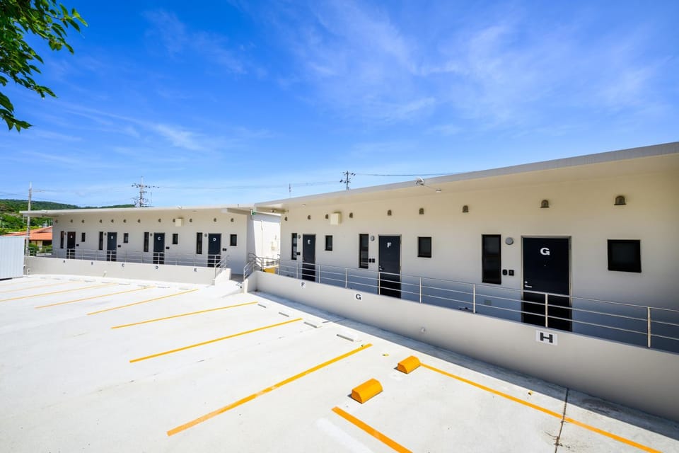Property building, Day, Parking