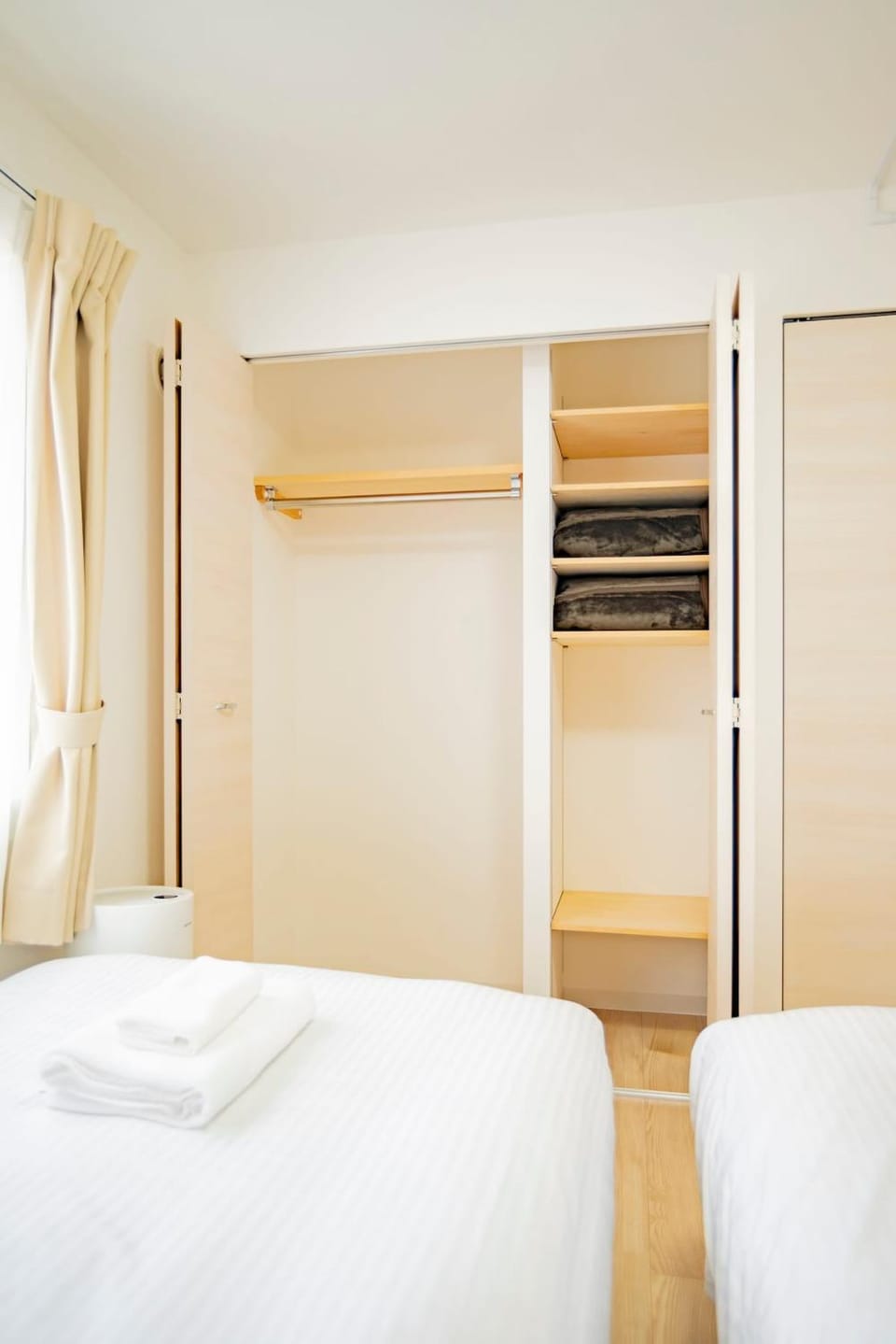 Bed, Bedroom, wardrobe